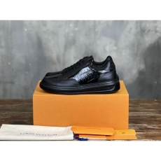 Louis Vuitton Low Shoes